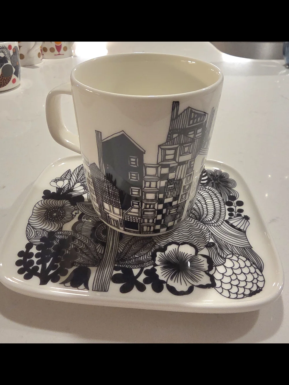 Marimekko White Oiva Rectangular Dish With Cup - Picture 1 of 9